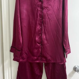 croft & barrow Deep Raspberry Satin Pajama Set with Contrast Piping